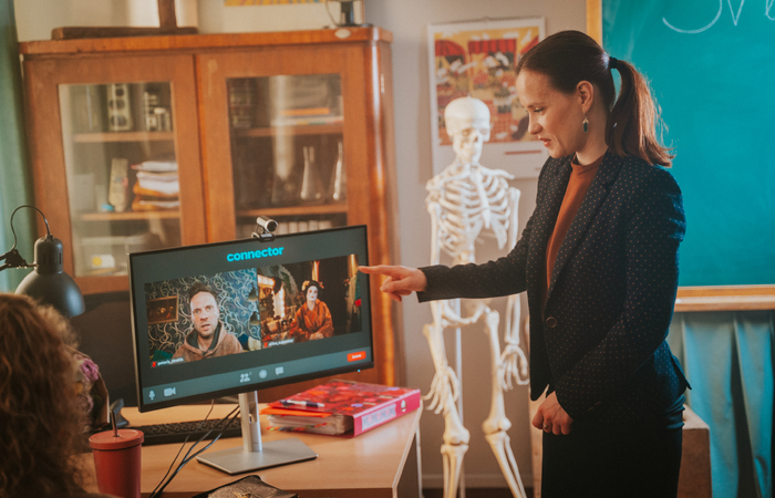 Vecāku Sapulce_Still_fotoAizupietis_10.jpg